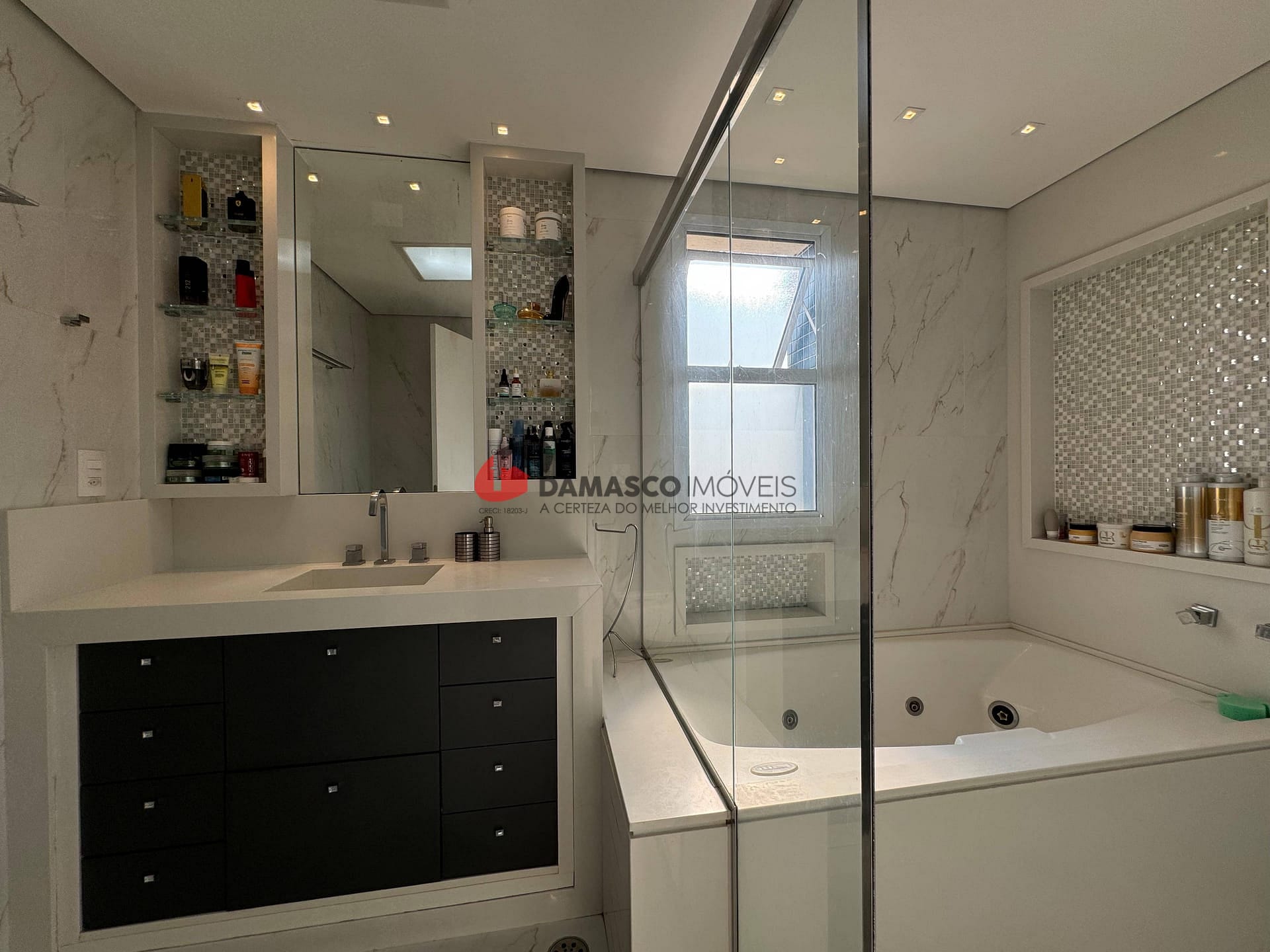 Cobertura à venda com 3 quartos, 300m² - Foto 28