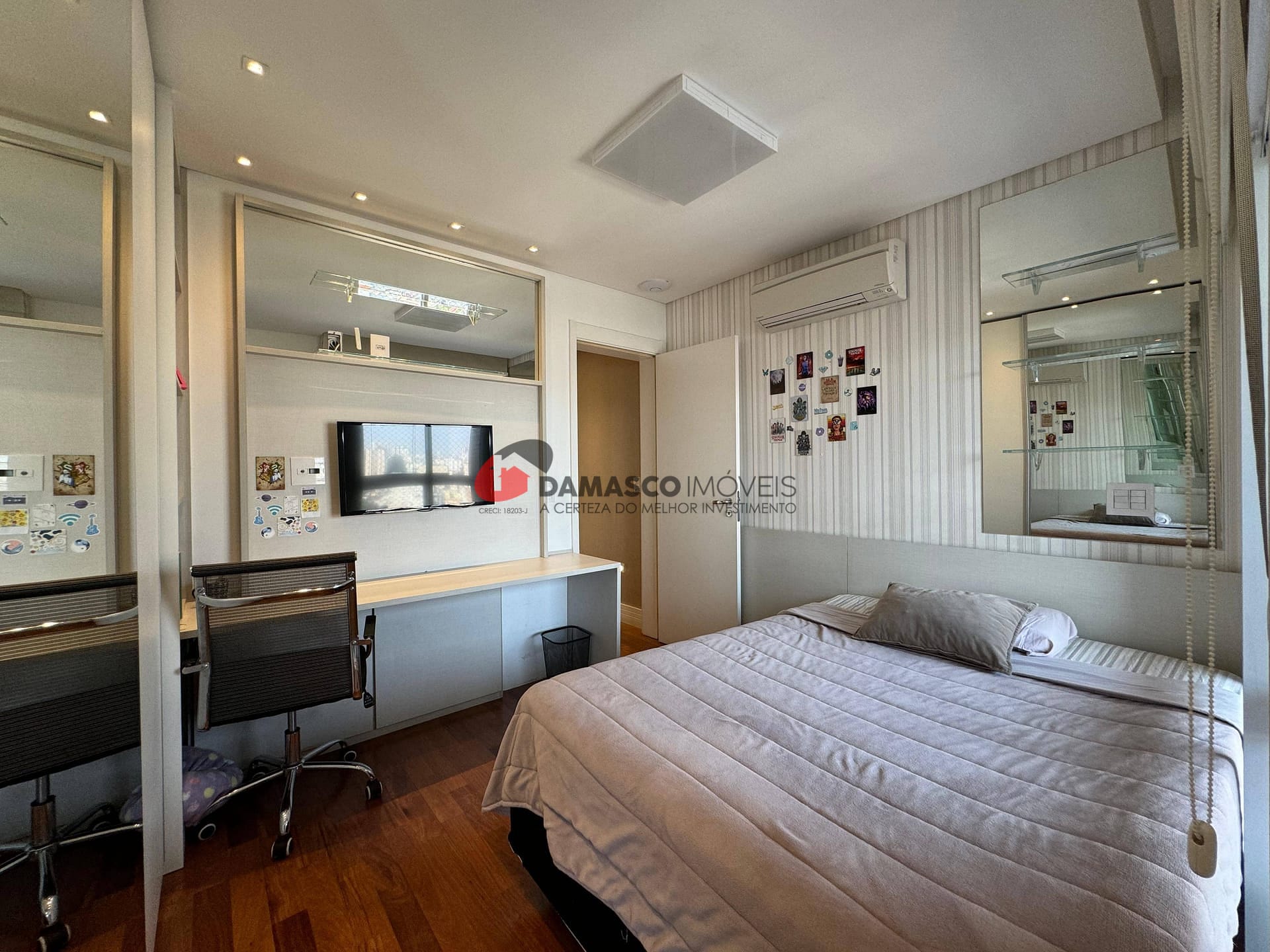 Cobertura à venda com 3 quartos, 300m² - Foto 31