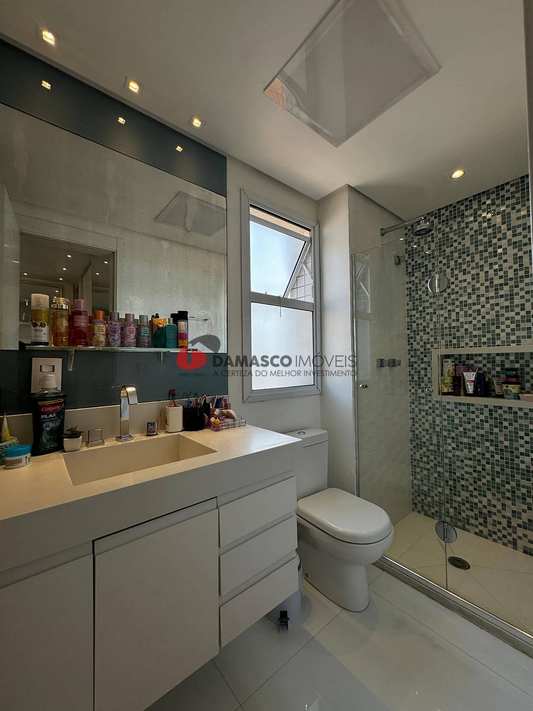 Cobertura à venda com 3 quartos, 300m² - Foto 32