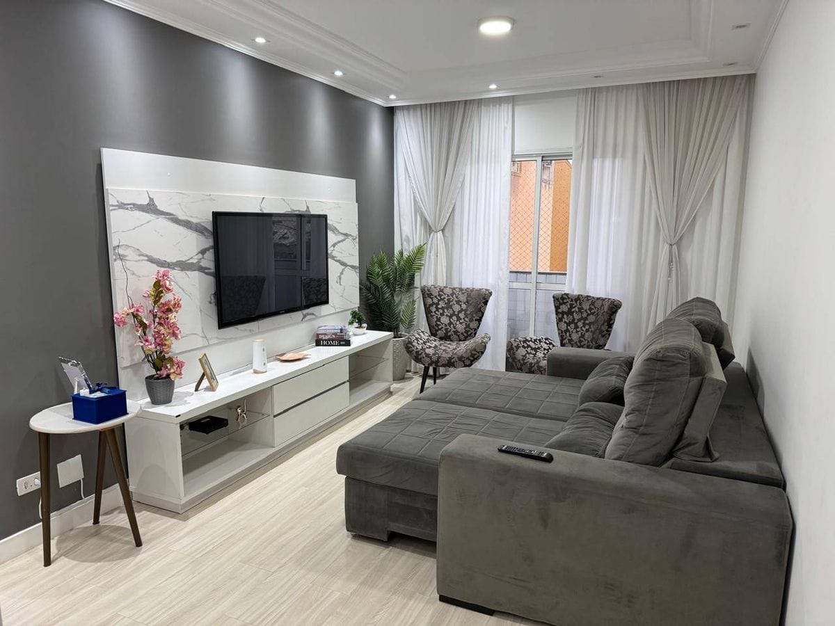 Penthouse, 2 dorm, 1 suíte e sala com sacada