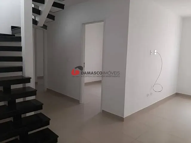 Cobertura / Penthouse 2 quartos e 1 banheiro, para alugar, no bairro Osvaldo Cruz em São Caetano do Sul