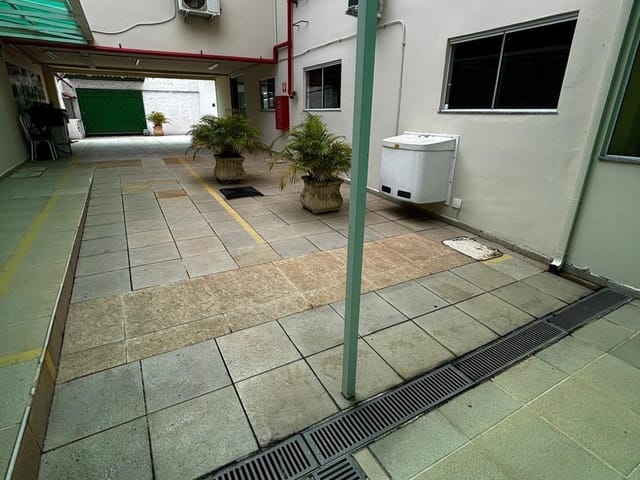Pousada 15 quartos e 16 banheiros, para alugar, no bairro Novo Cavaleiro em Macaé