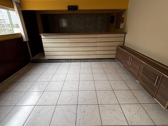 Pousada 15 quartos e 16 banheiros, para alugar, no bairro Novo Cavaleiro em Macaé
