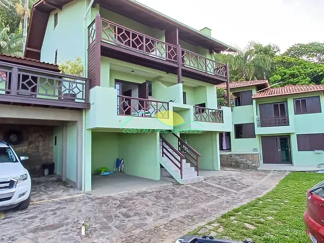 Pousada com 4096m², à venda, no bairro Pântano do Sul em Florianópolis