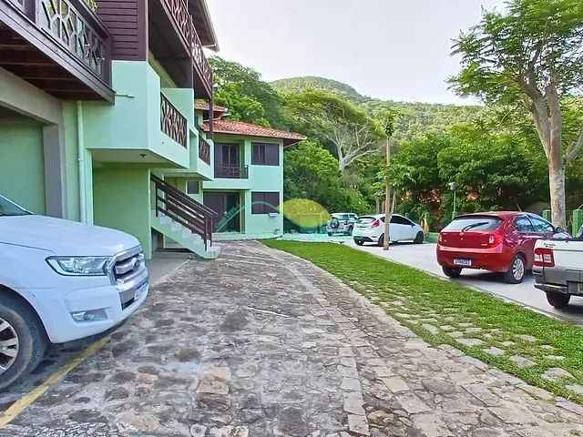 Pousada com 4096m², à venda, no bairro Pântano do Sul em Florianópolis