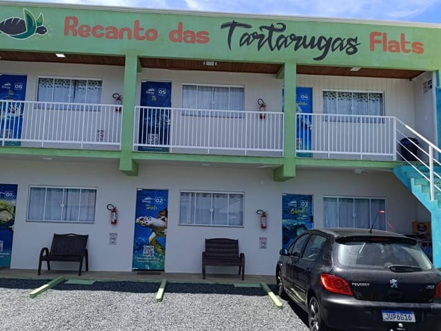 Pousada com 354m² 6 quartos e 6 banheiros, à venda, no bairro Armação em Penha