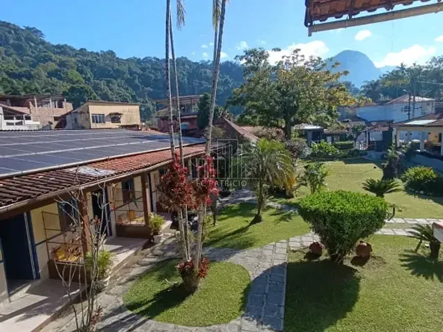 Pousada com 2000m² 20 quartos e 20 banheiros, à venda, no bairro Centro em Guapimirim