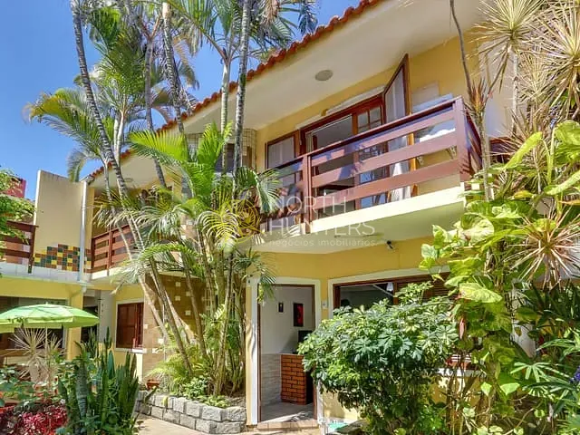 Pousada 10 quartos e 10 banheiros, à venda, no bairro Cachoeira do Bom Jesus em Florianópolis