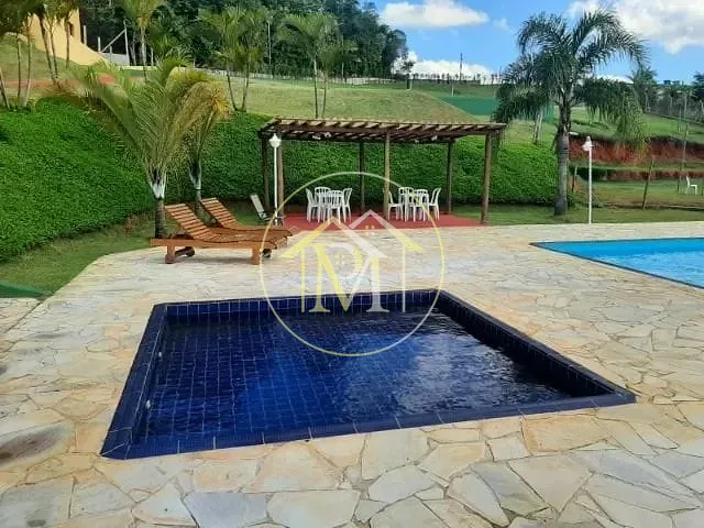 Pousada com 9000m² 8 quartos e 10 banheiros, à venda, no bairro Centro em Ibiúna