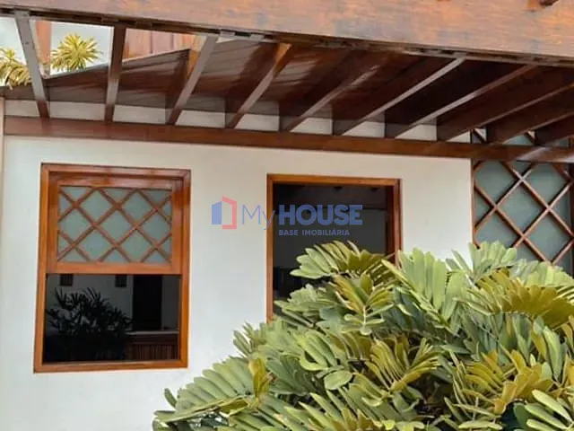 Pousada à venda, no bairro Jardim Atlântico em Ilhéus