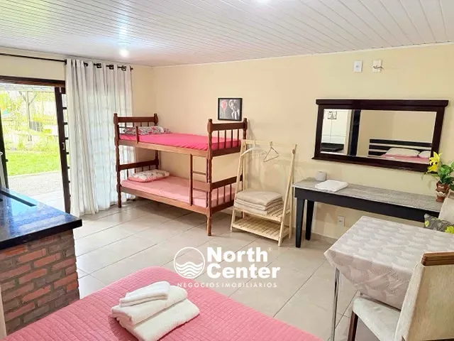 Pousada para alugar, no bairro Costeira em Balneário Barra do Sul