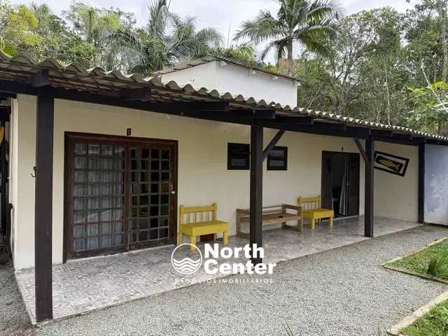 Pousada para alugar, no bairro Costeira em Balneário Barra do Sul