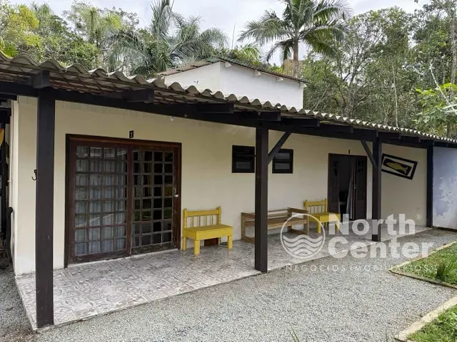 Pousada para alugar, no bairro Costeira em Balneário Barra do Sul