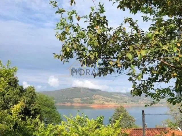 Pousada com 300m² 3 quartos e 3 banheiros, para alugar, no bairro Lago de Furnas em Capitólio