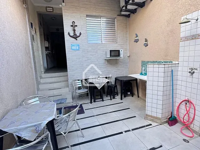 Pousada 9 quartos e 9 banheiros, à venda, no bairro Pitangueiras em Guarujá