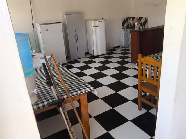Pousada 16 quartos e 16 banheiros, à venda ou para alugar, no bairro Grussaí em São João da Barra