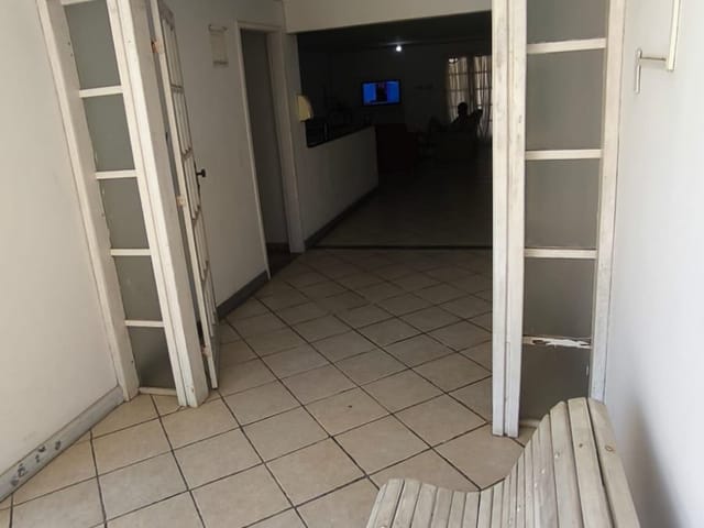 Pousada 16 quartos e 16 banheiros, à venda ou para alugar, no bairro Grussaí em São João da Barra