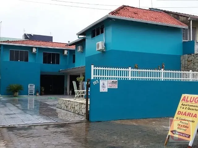 Pousada 5 quartos e 4 banheiros, à venda, no bairro Itapema do Norte em Itapoá