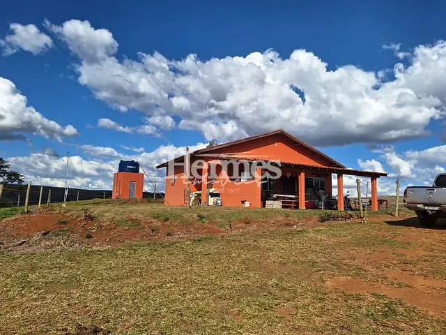 Pousada com 49000m², à venda, no bairro Sobradinho em São Thomé das Letras