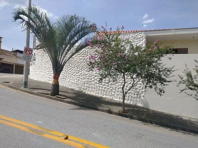 Pousada com 273m² 7 quartos e 8 banheiros, à venda, no bairro Jardim Carolina em Sorocaba