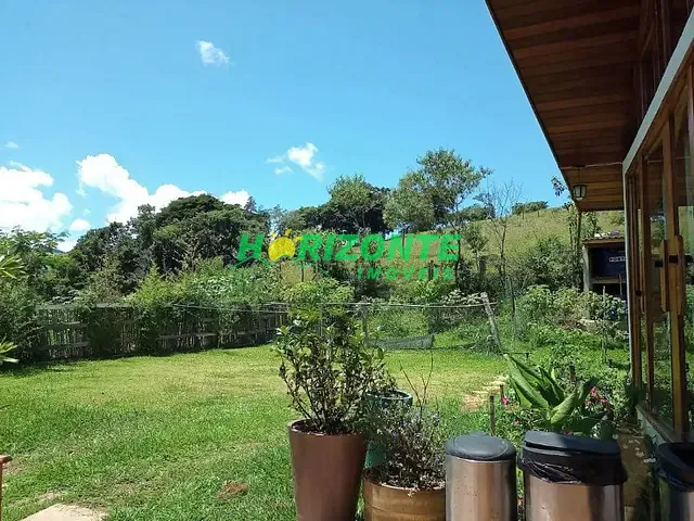 Pousada com 1200m² 2 quartos e 3 banheiros, à venda, no bairro Setor Central em São Bento do Sapucaí