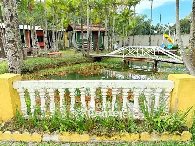 Pousada para alugar, no bairro Costeira em Balneário Barra do Sul