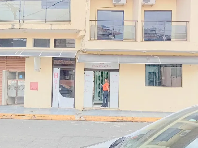 Pousada com 450m² 17 quartos e 18 banheiros, à venda, no bairro Santa Rita em Aparecida