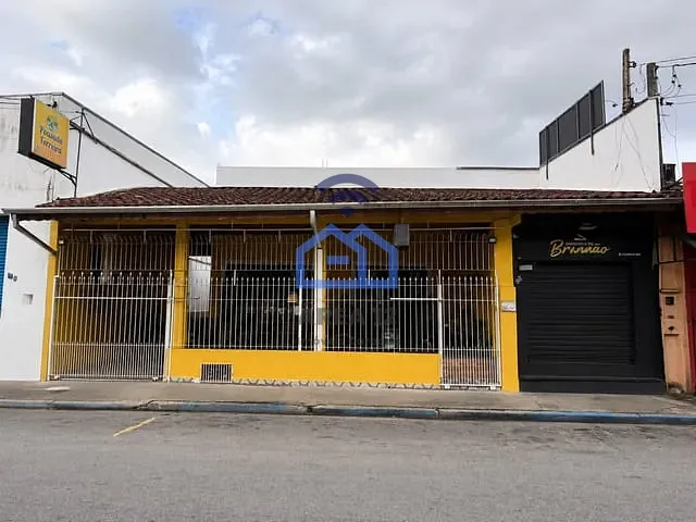 Pousada à venda, no bairro Centro em Caraguatatuba