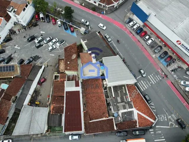 Pousada à venda, no bairro Centro em Caraguatatuba