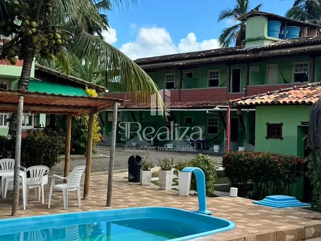 Pousada 16 quartos e 19 banheiros, à venda, no bairro Olivença em Ilhéus