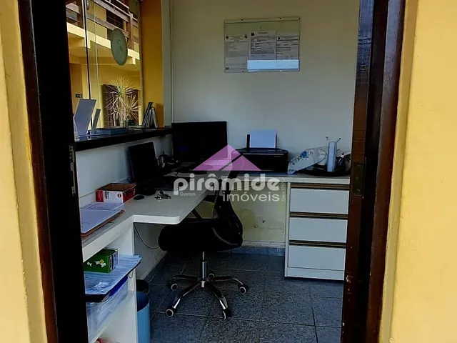 Pousada com 1600m² 14 quartos e 15 banheiros, à venda, no bairro Loteamento Villagio Verde Mare em Caraguatatuba