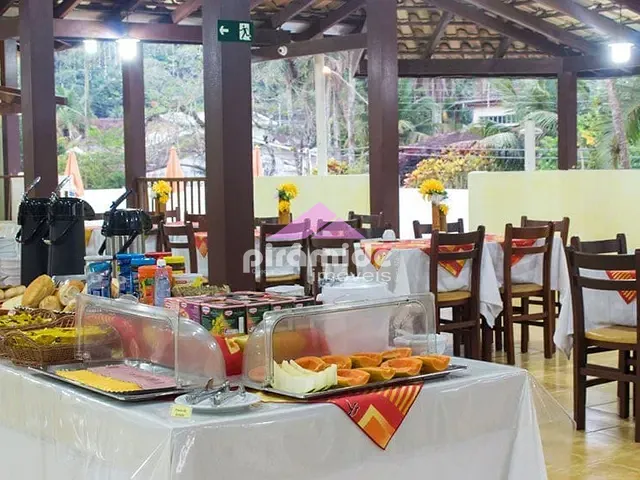 Pousada com 1550m², à venda, no bairro Lázaro (Praia Domingos Dias) em Ubatuba