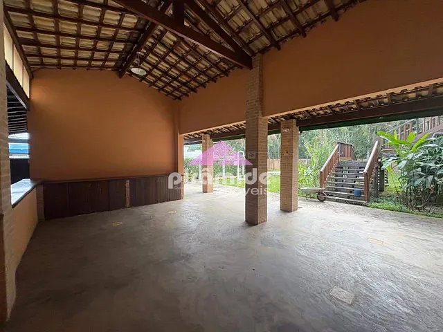 Pousada com 3000m², à venda, no bairro Massaguaçu em Caraguatatuba