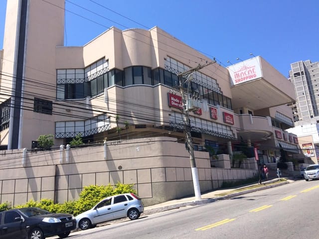 Prédio com 2500m², à venda, no bairro Centro em Macaé