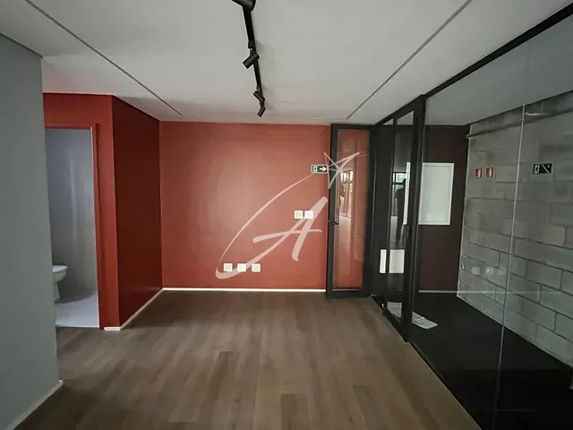 Prédio com 108m², à venda ou para alugar, no bairro Tatuapé em São Paulo