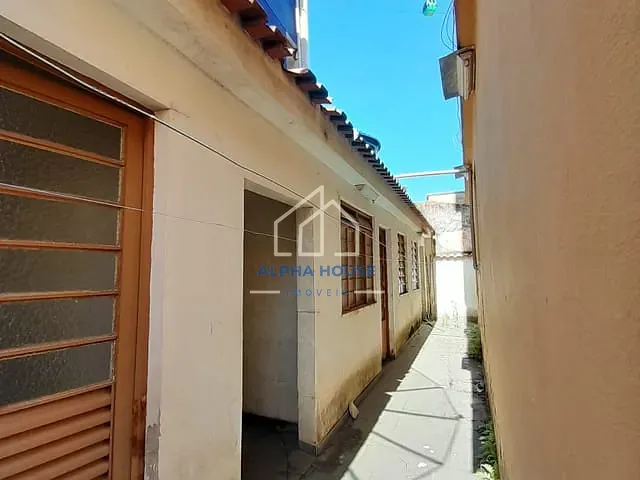 Prédio com 1224m², à venda, no bairro Santa Rita em Aparecida