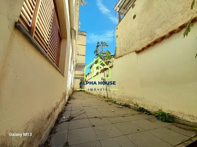 Prédio com 1224m², à venda, no bairro Santa Rita em Aparecida