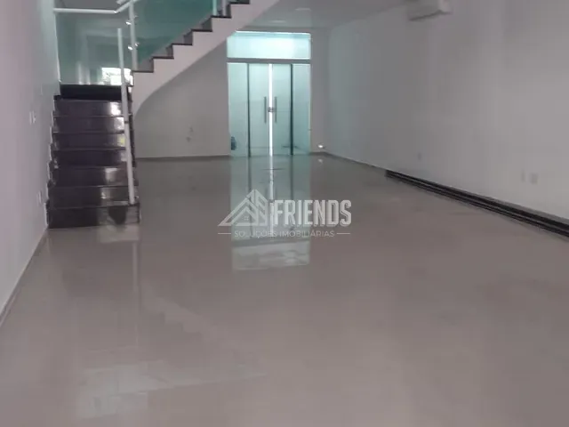 Prédio com 600m², para alugar, no bairro Tatuapé em São Paulo