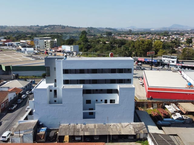 Prédio à venda ou para alugar, no bairro Centro em Pouso Alegre