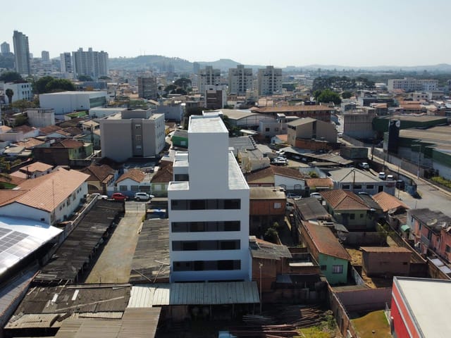Prédio à venda ou para alugar, no bairro Centro em Pouso Alegre