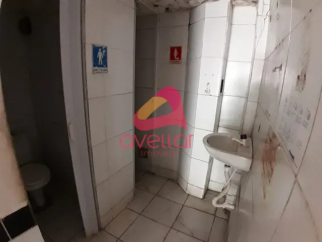 Prédio para alugar, no bairro Santo Antônio em Recife