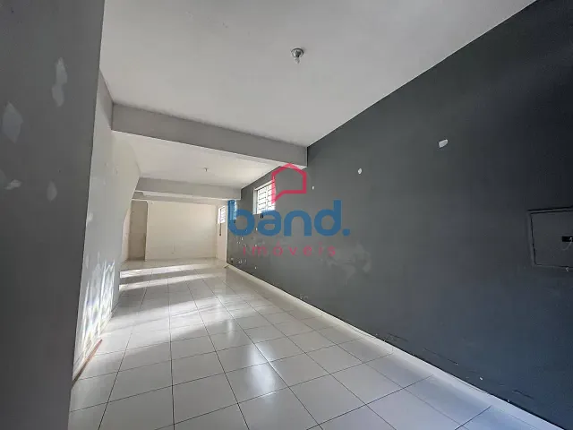 Prédio para alugar, no bairro Centro em Porto Feliz