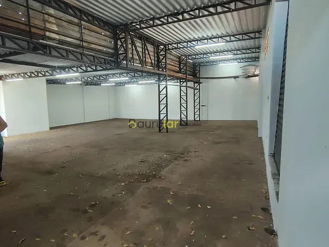 Prédio para alugar, no bairro Parque Jaraguá em Bauru