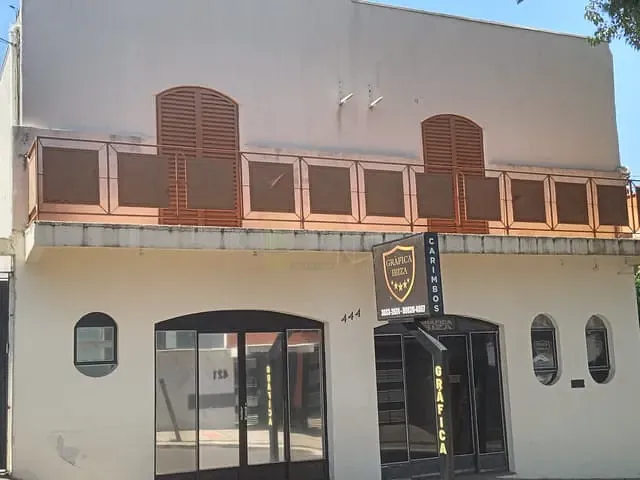 Prédio com 518m², à venda, no bairro Centro em Apucarana