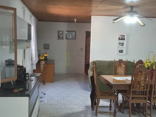 Prédio com 518m², à venda, no bairro Centro em Apucarana