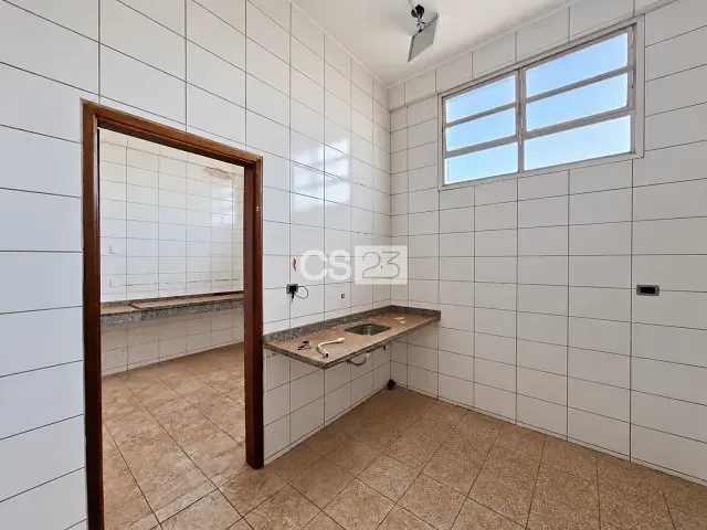 Prédio com 1500m², para alugar, no bairro Rodocentro em Londrina