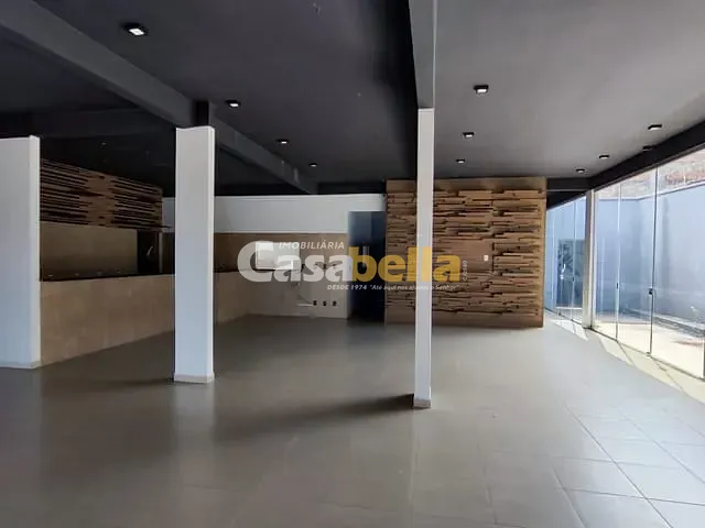 Prédio com 450m², à venda, no bairro Vila Maria José em Goiânia