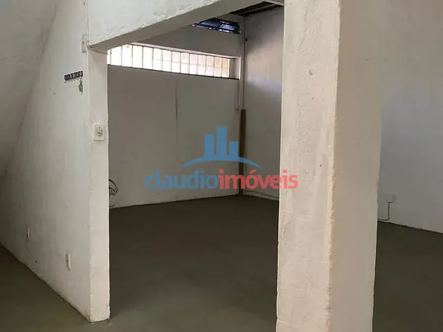 Ponto com 200m², para alugar, no bairro Vila Mury em Volta Redonda