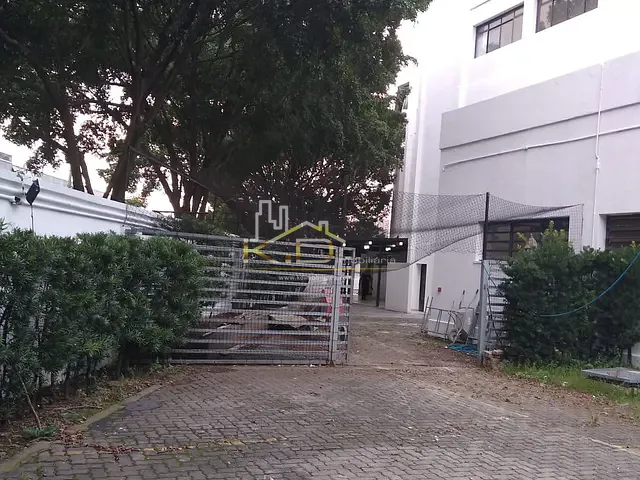 Prédio com 4816m², à venda ou para alugar, no bairro Parque Industrial Tomas Edson em São Paulo