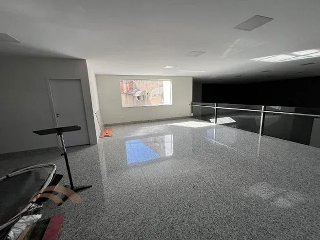 Prédio com 408m², à venda, no bairro Canaã em Ipatinga